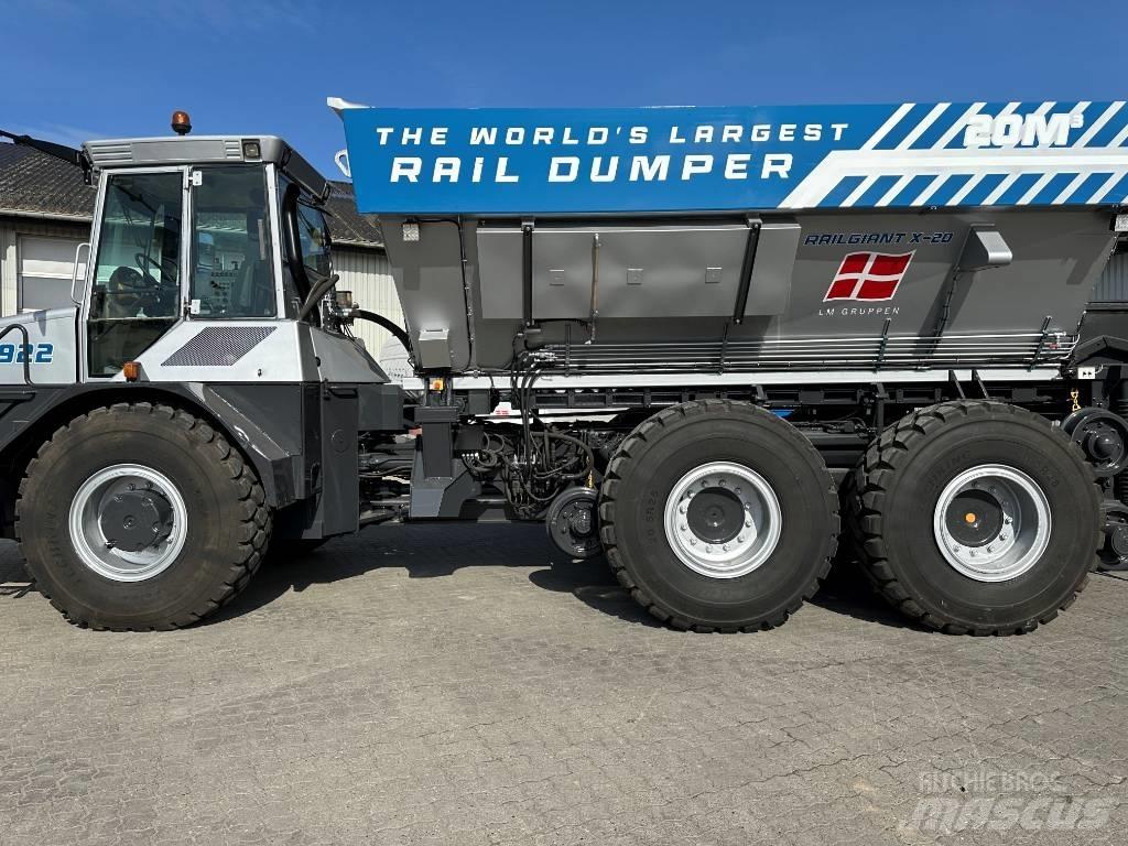 Hydrema 922 C Specializēti vilcēji