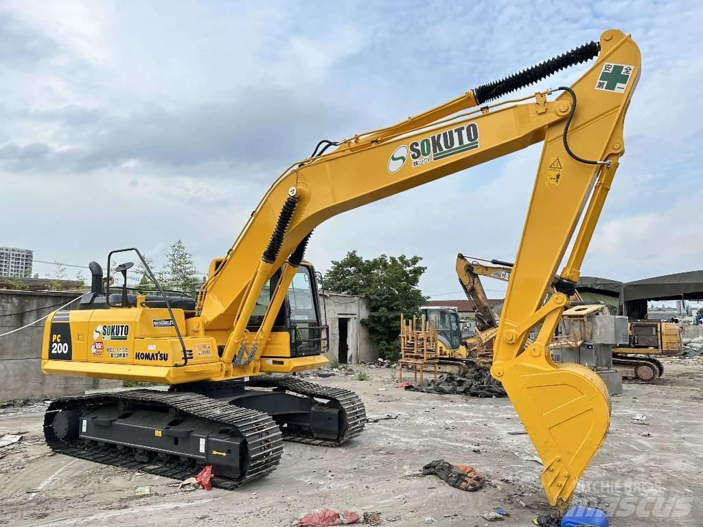 Komatsu PC 200-8 Kāpurķēžu ekskavatori