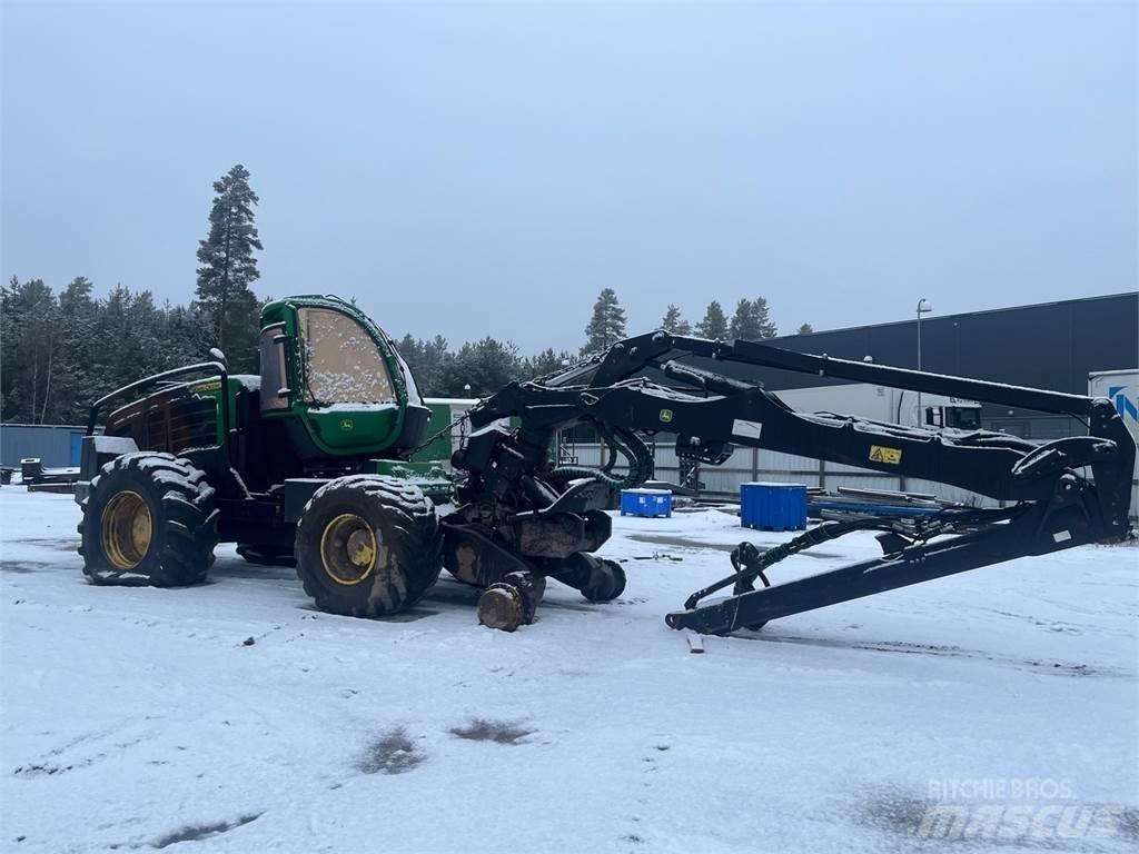 John Deere 1470G Harvesteri