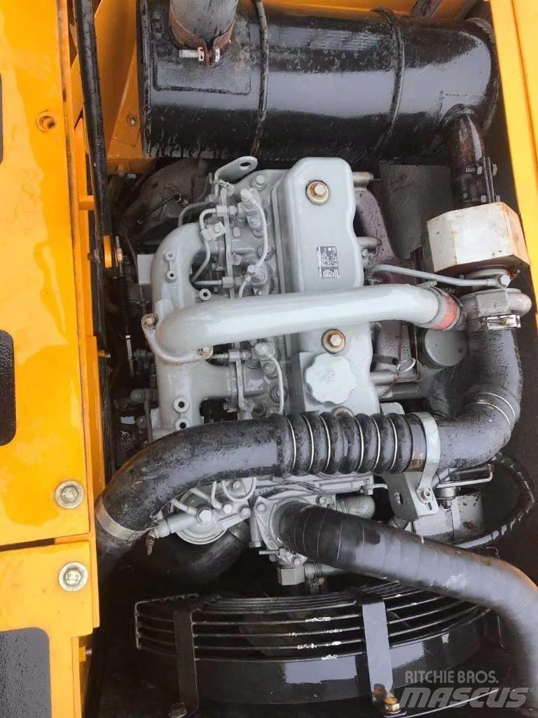 Sany SY 135 C Kāpurķēžu ekskavatori
