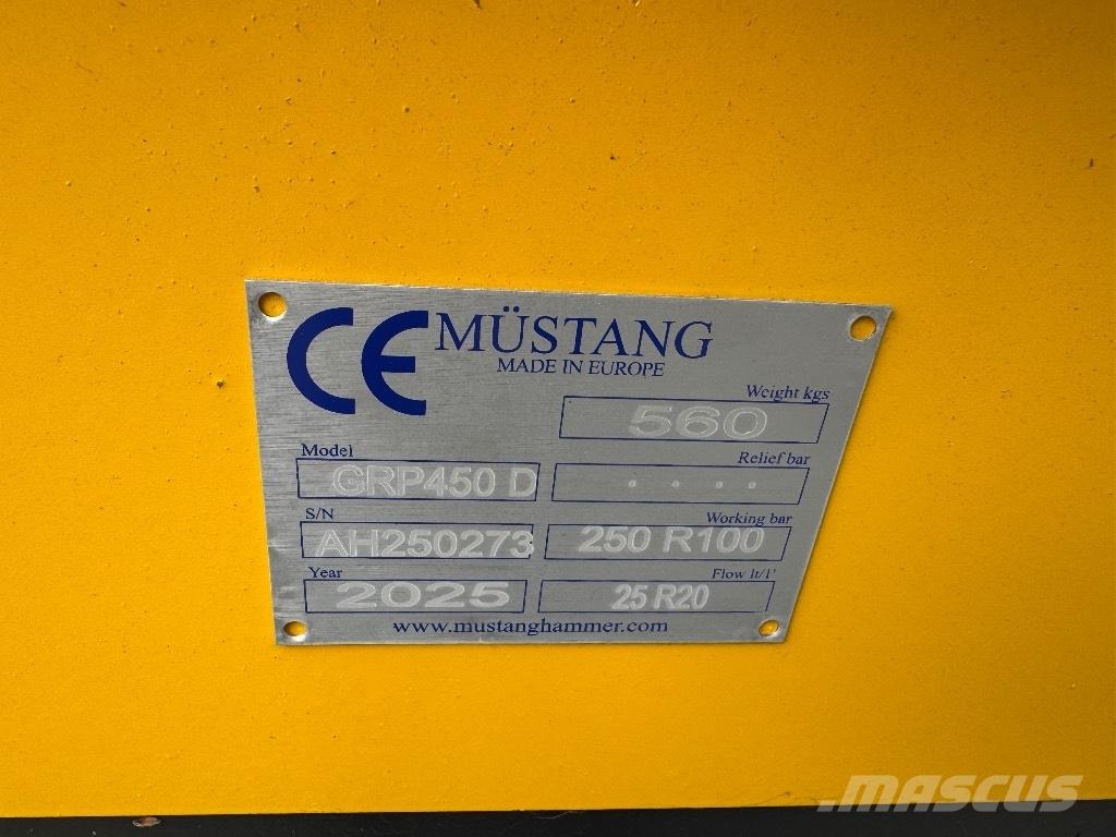 Mustang GRP 450 D Pašgrābji