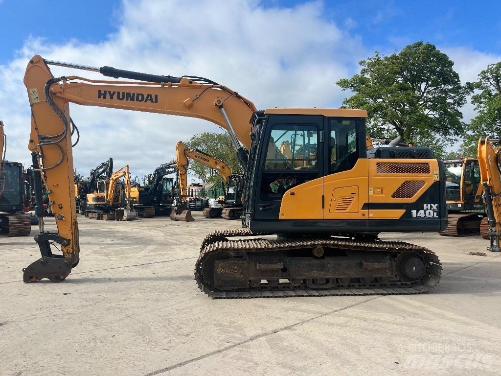 Hyundai HX140L Kāpurķēžu ekskavatori