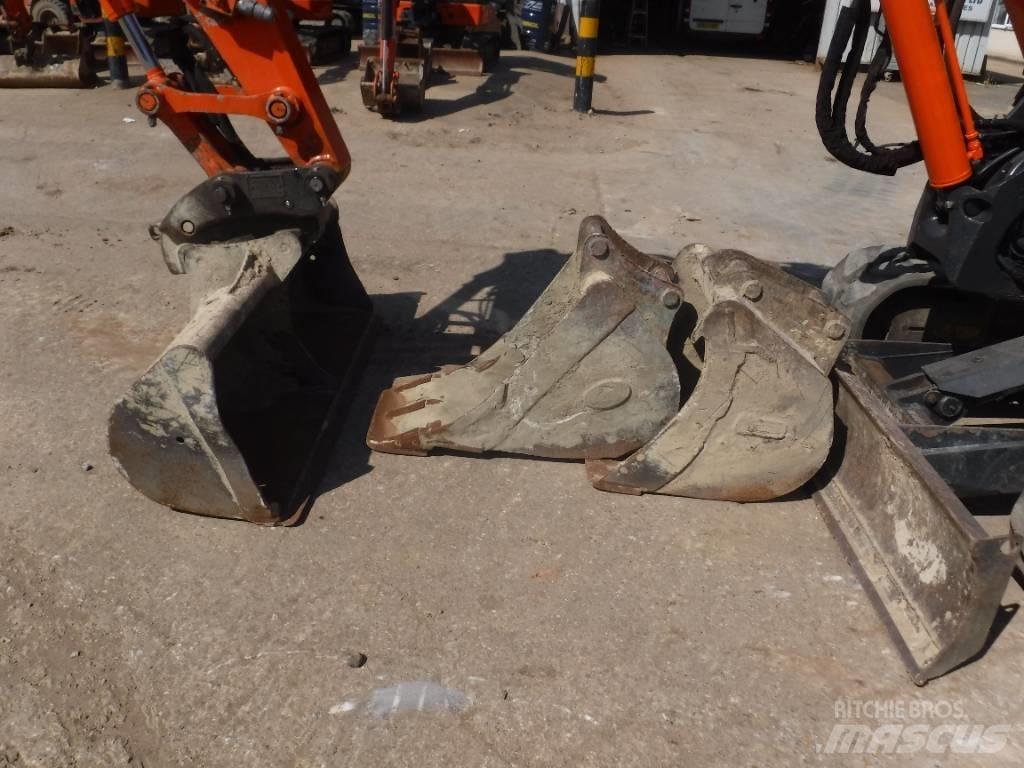 Hitachi ZX 85 US B-5 Vidēja lieluma ekskavatori 7 t - 12 t