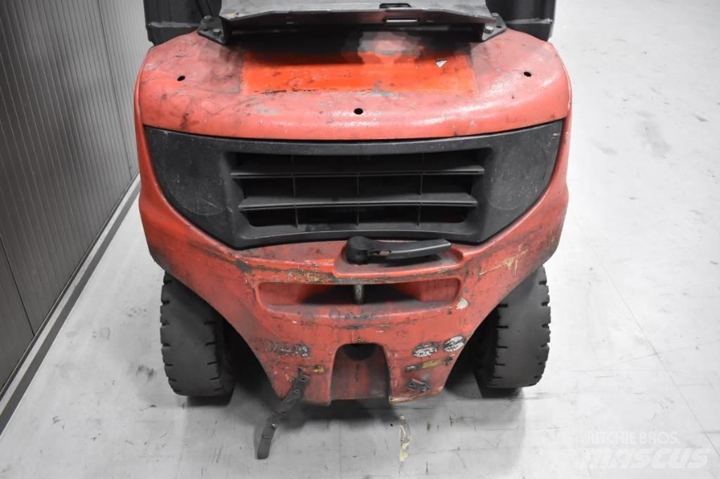 Linde H 20 D - 01 Tehnika ar dīzeļa dzinēju