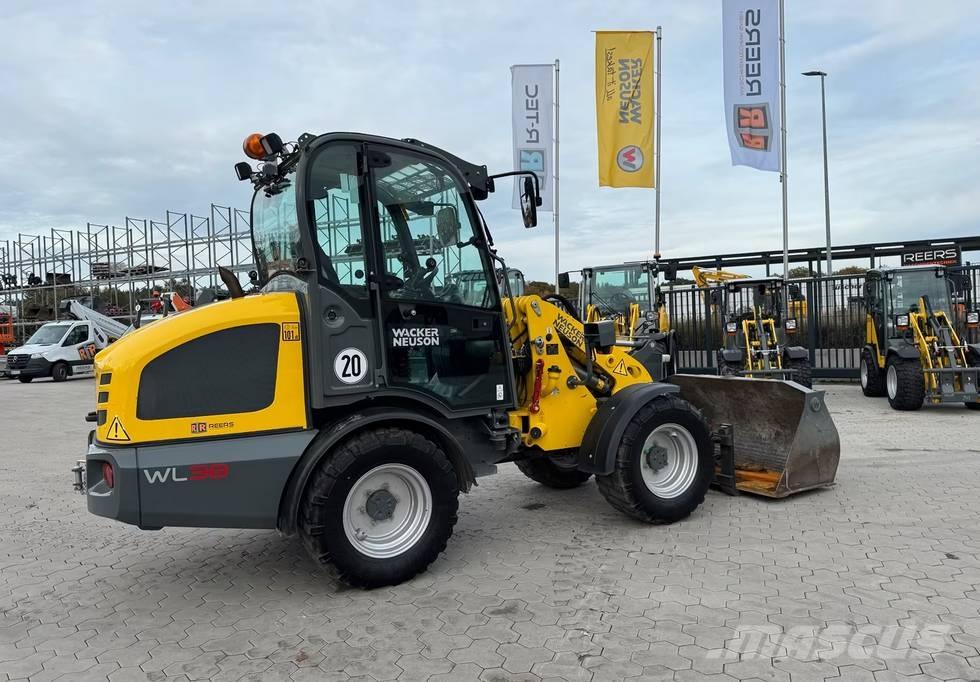 Wacker Neuson WL 38 Iekrāvēji uz riteņiem