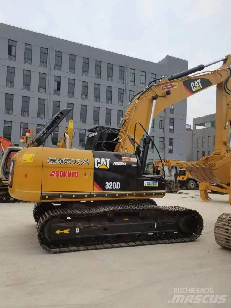 CAT 320 D Kāpurķēžu ekskavatori