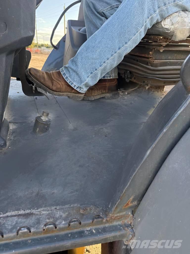 John Deere 310 L EP Ekskavatori-iekrāvēji