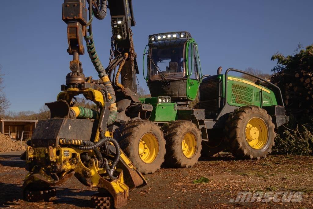 John Deere 1170e Harvesteri
