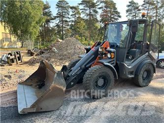 Hitachi ZW 75 Iekrāvēji uz riteņiem