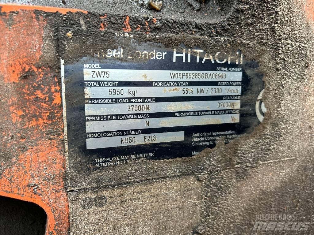 Hitachi ZW 75 Iekrāvēji uz riteņiem