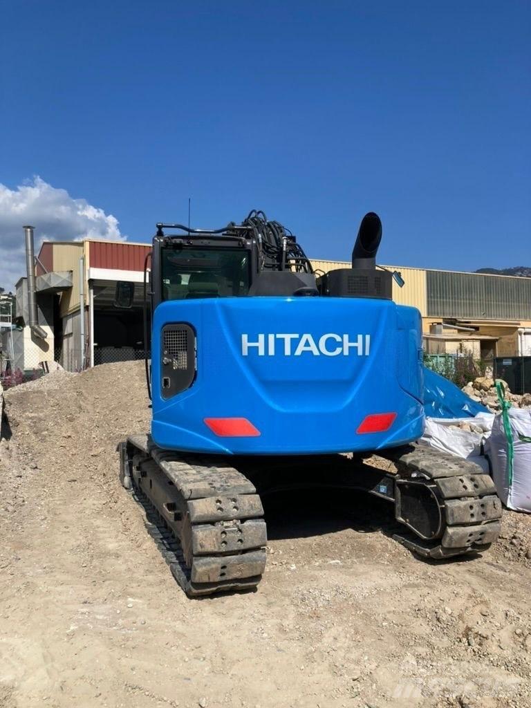 Hitachi ZX 135 US-6 Kāpurķēžu ekskavatori