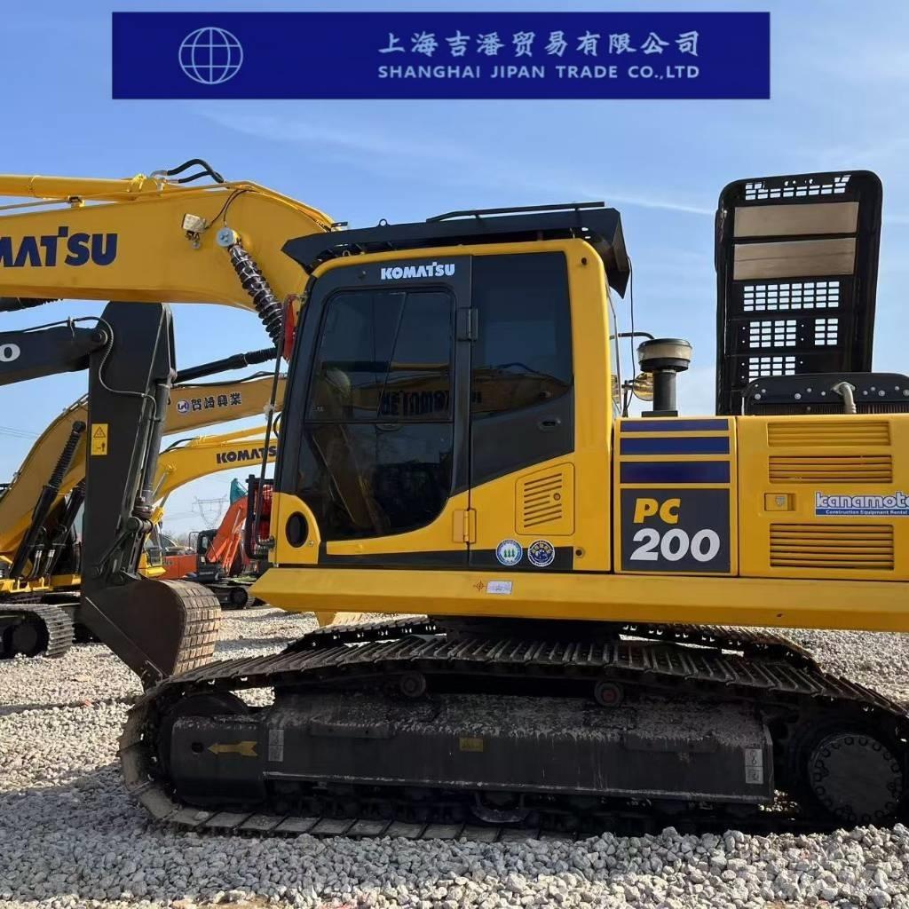 Komatsu PC 200 Kāpurķēžu ekskavatori