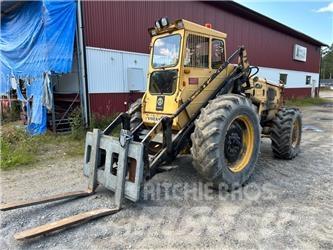 Volvo BM 841 Iekrāvēji uz riteņiem