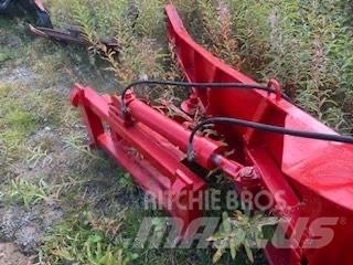 Volvo BM 841 Iekrāvēji uz riteņiem