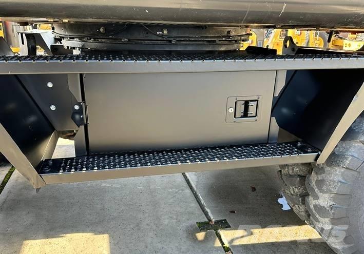 Hitachi ZX 170 W-5 B Ekskavatori uz riteņiem