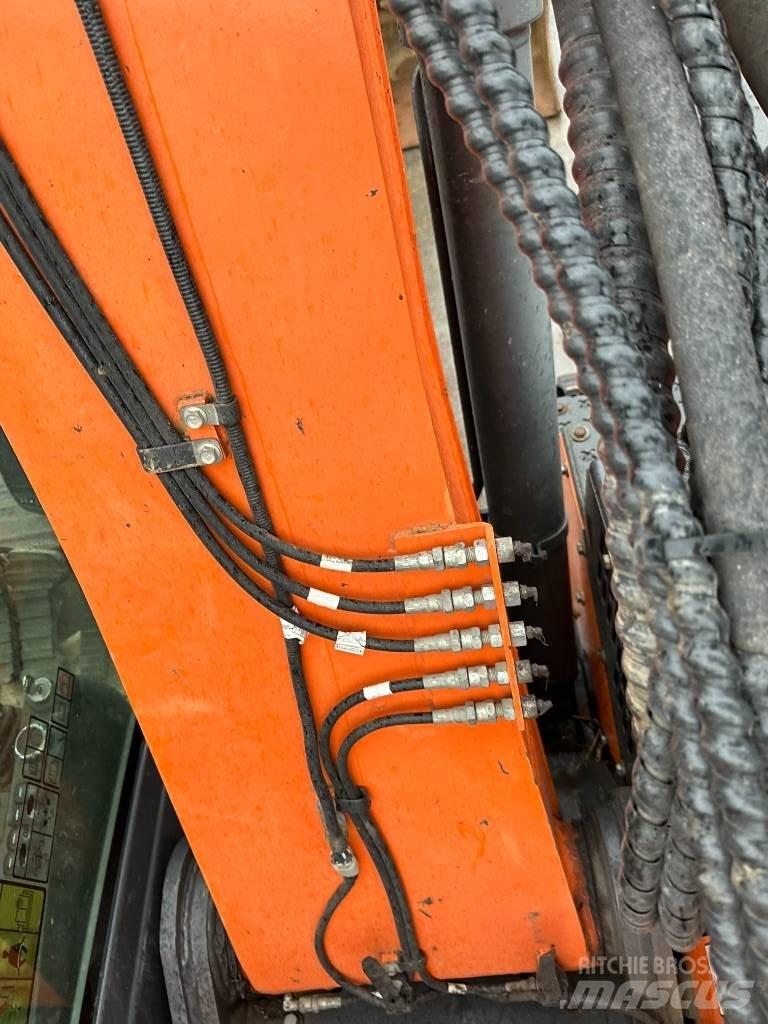 Doosan DX 140 LCR Kāpurķēžu ekskavatori