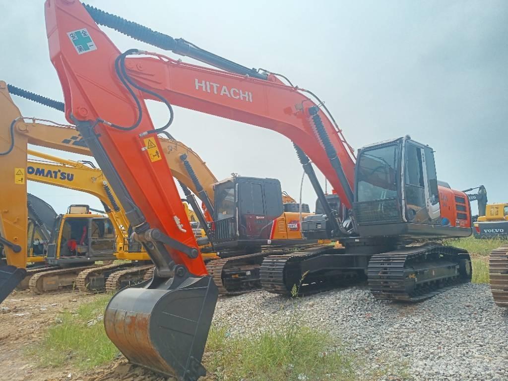 Hitachi ZX 240 Kāpurķēžu ekskavatori