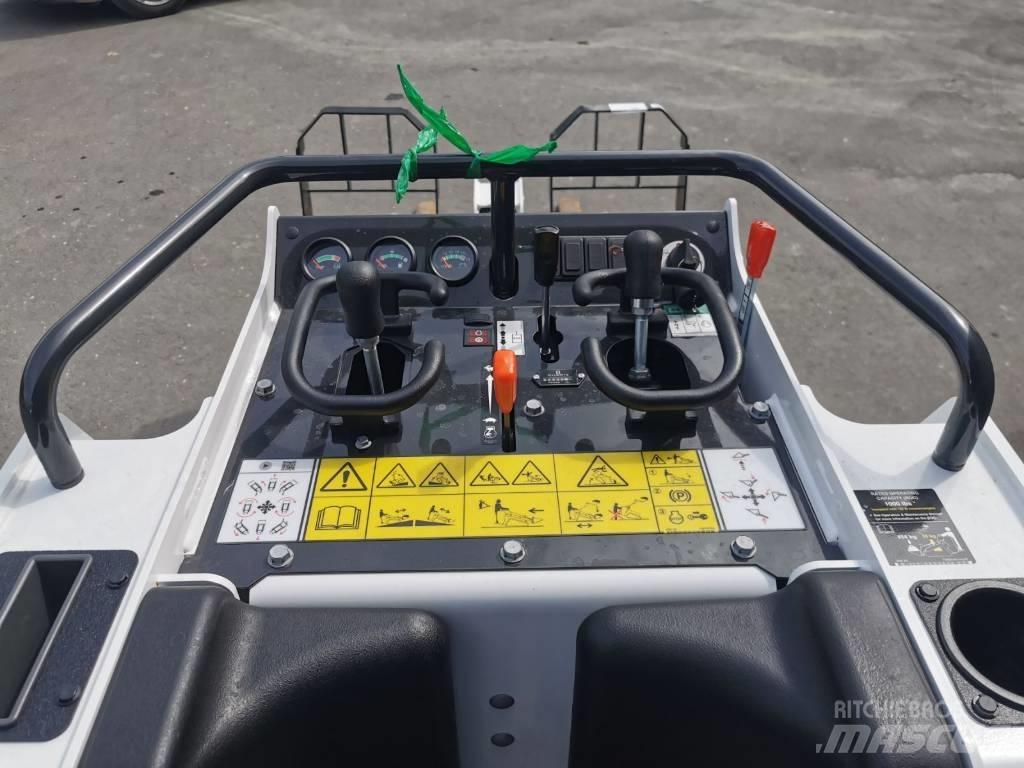 Bobcat mt100 Lietoti riteņu kompaktiekrāvēji
