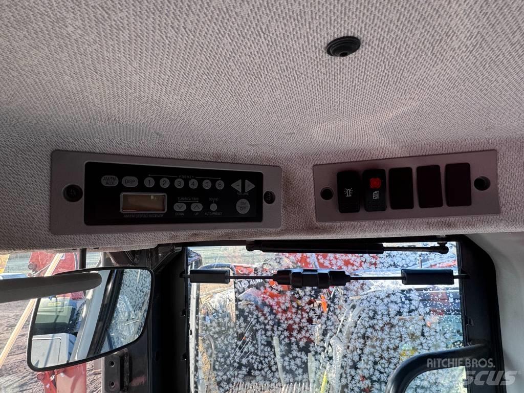 Hitachi ZW 310-6 Iekrāvēji uz riteņiem