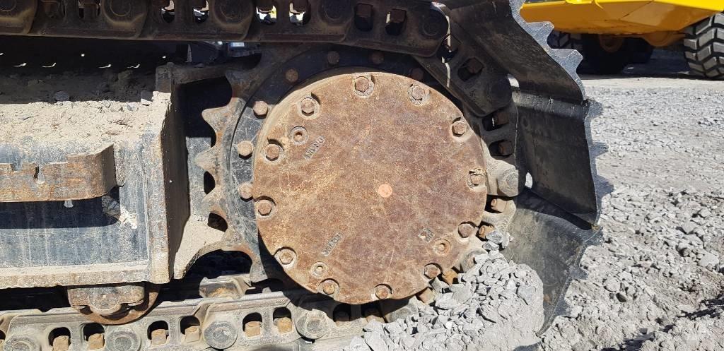 Hitachi ZX135US-6 BL Kāpurķēžu ekskavatori