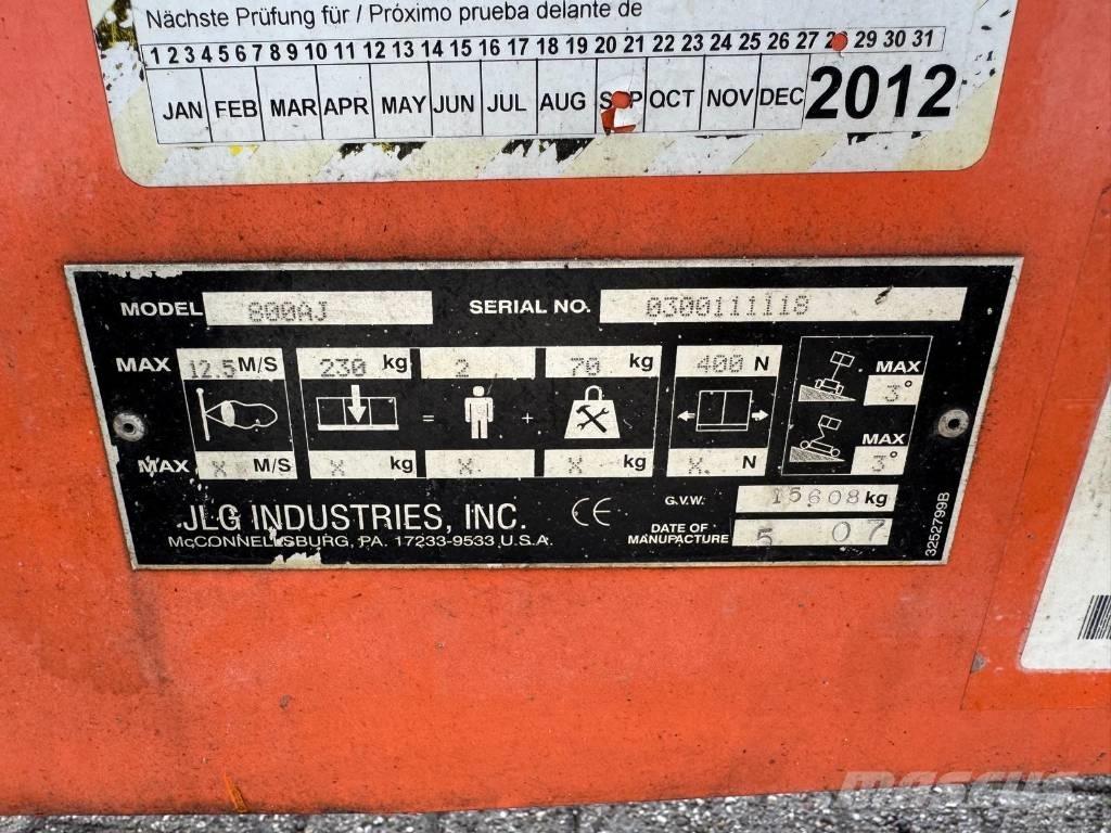 JLG 800 AJ Strēles pacēlāji