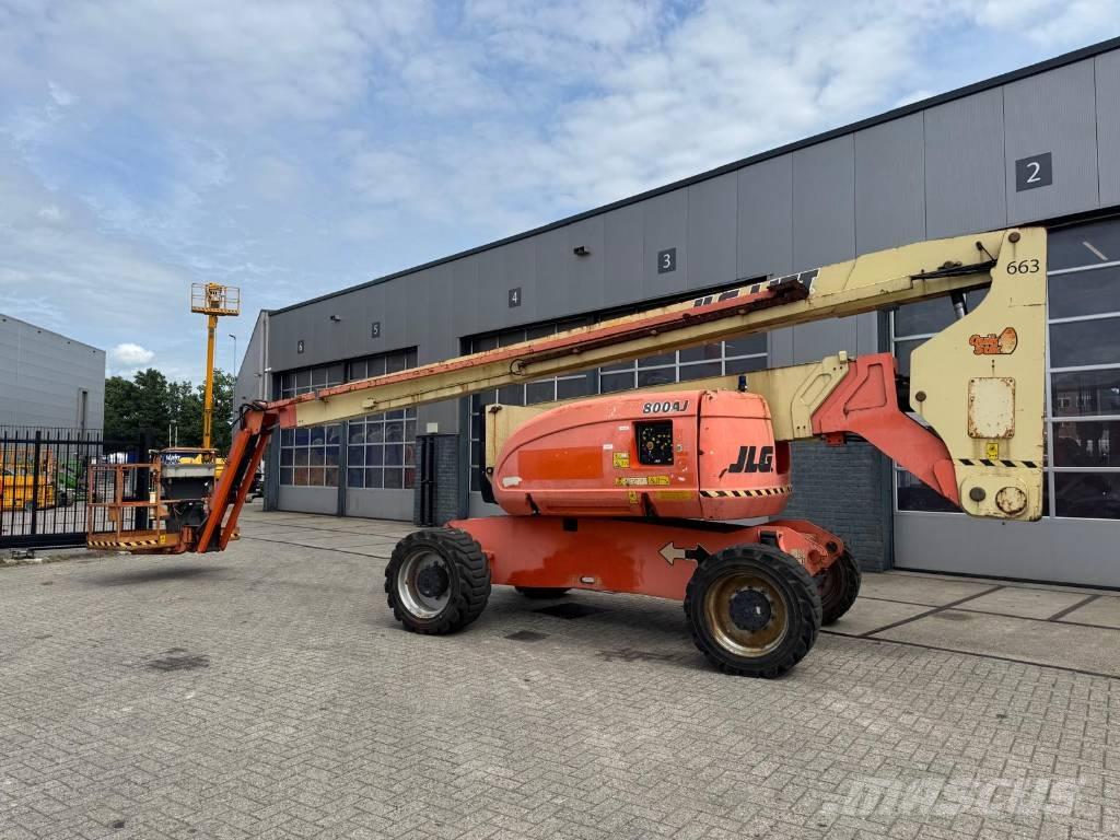 JLG 800 AJ Strēles pacēlāji