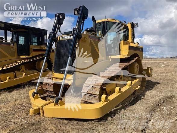 CAT D8T Kāpurķēžu buldozeri