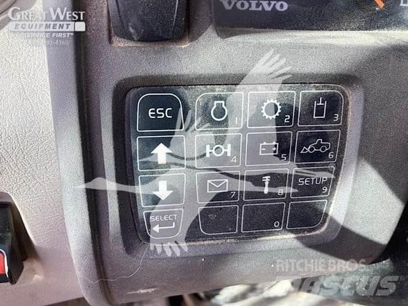 Volvo L220G Iekrāvēji uz riteņiem