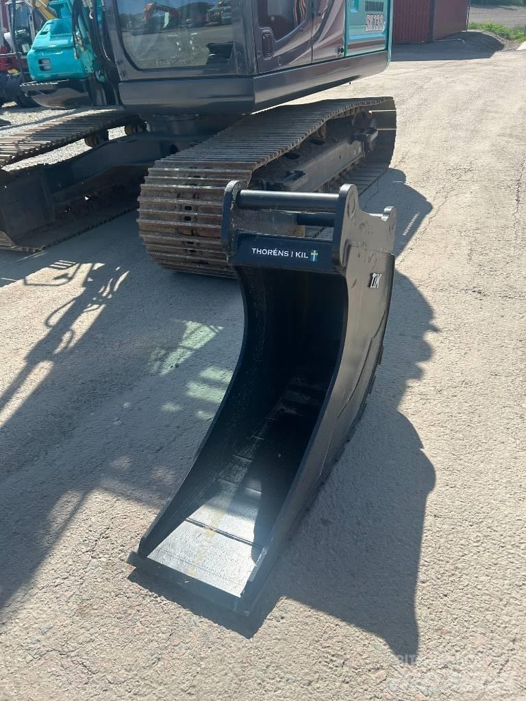 Kobelco SK130LC-11 Kāpurķēžu ekskavatori