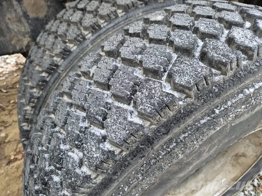 Sisu E11 Pašizgāzējs