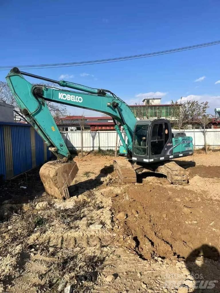 Kobelco SK 200-8 Kāpurķēžu ekskavatori