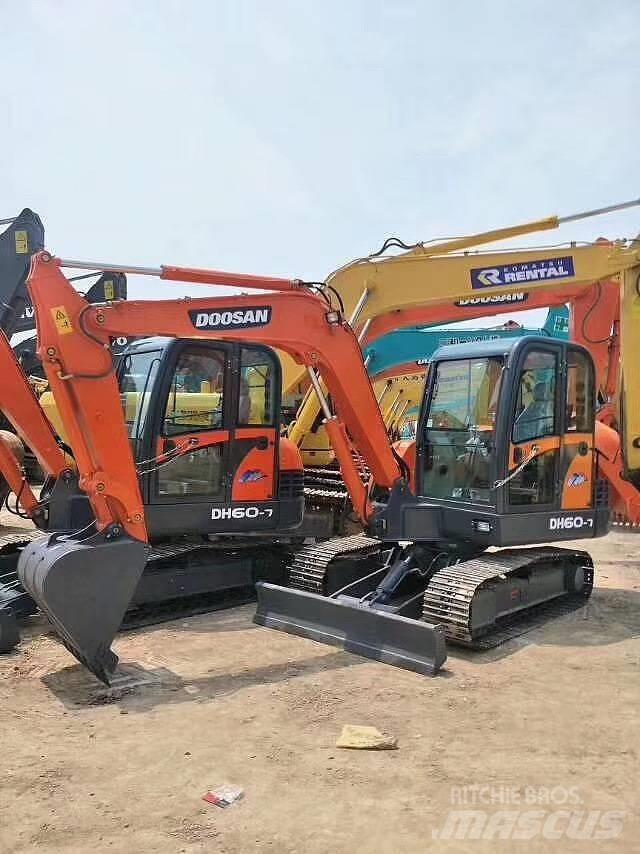 Doosan DH 60 Mini ekskavatori < 7 t