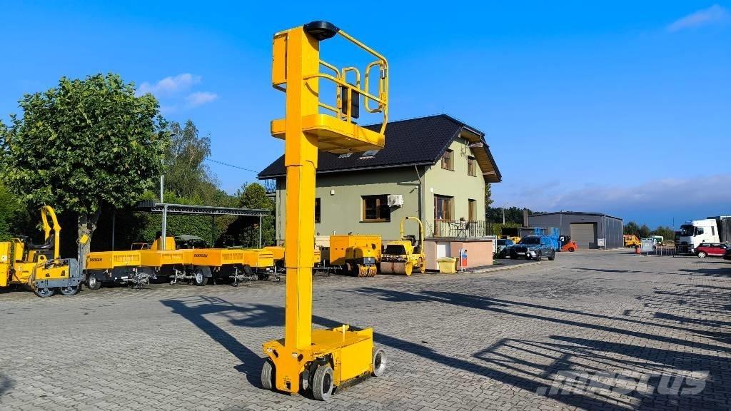 JLG 1230 ES Vertikālie pacēlāji