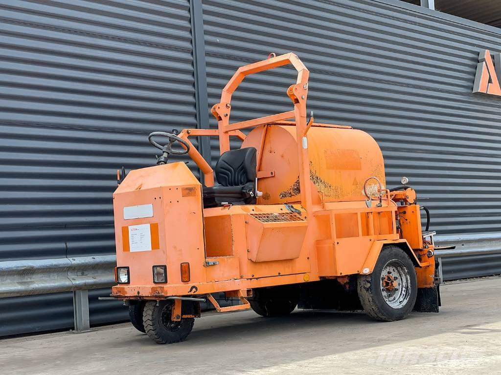 Strassmayr S25/500-G Bitumena smidzinātāji