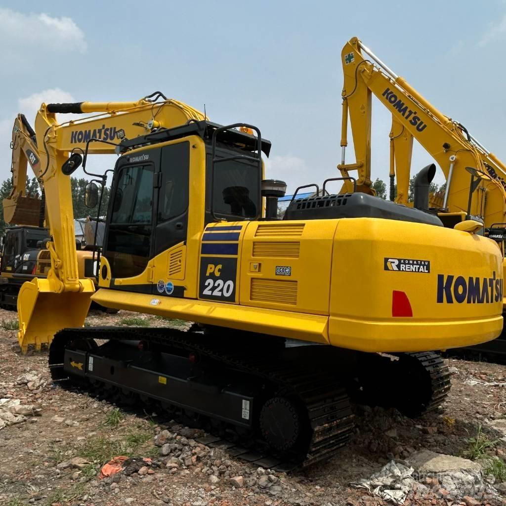 Komatsu 220-8 Kāpurķēžu ekskavatori