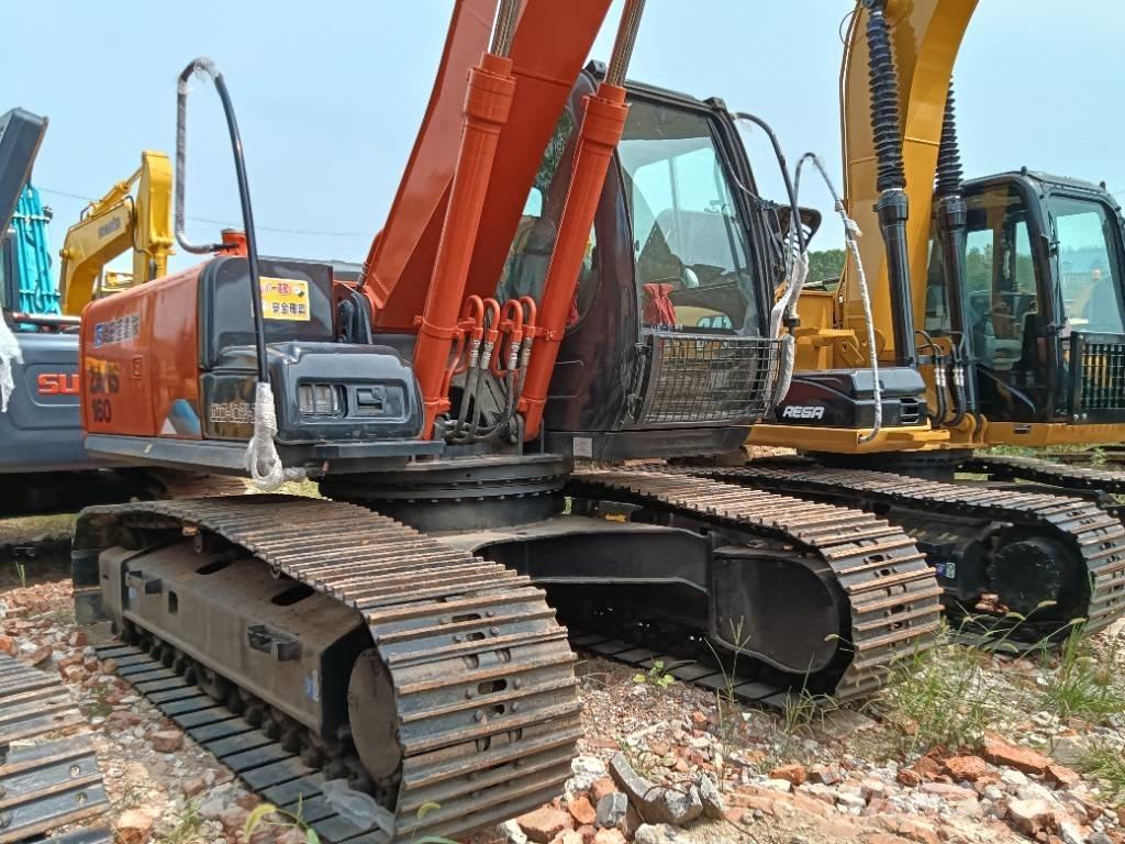 Hitachi ZX 160 Kāpurķēžu ekskavatori