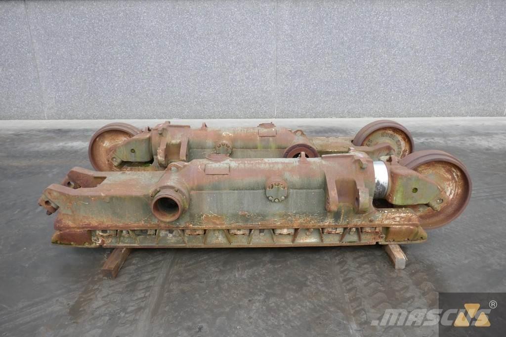 CAT 9W-0558 Šasija un piekare