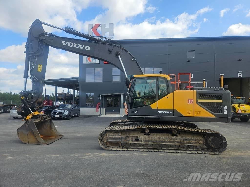 Volvo EC 300 EL + 3D Kāpurķēžu ekskavatori
