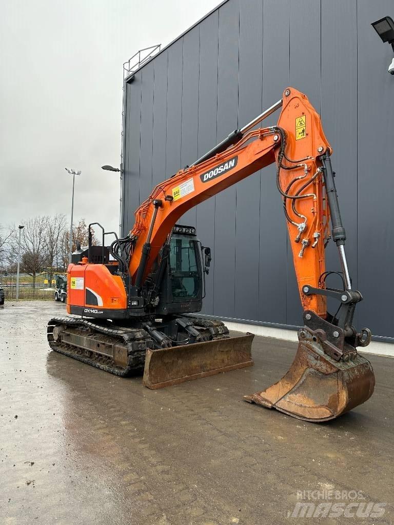 Doosan DX 140 LCR-5 Kāpurķēžu ekskavatori