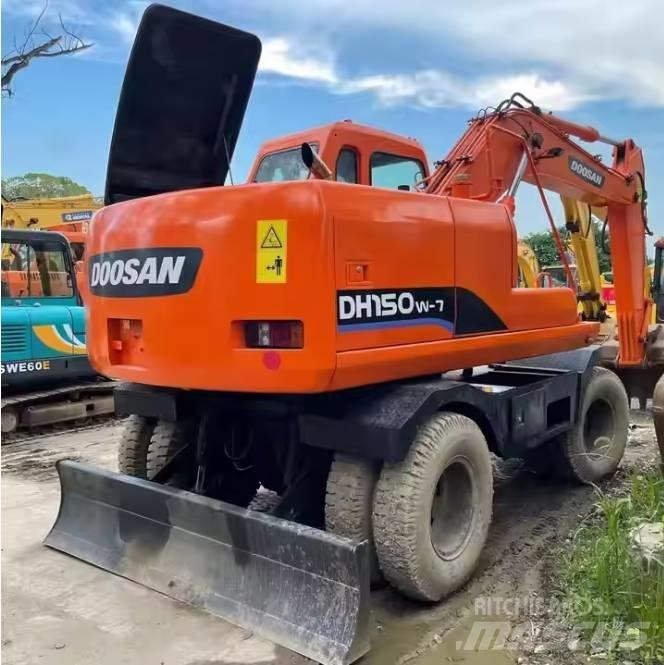 Doosan DH150W-7 Ekskavatori uz riteņiem
