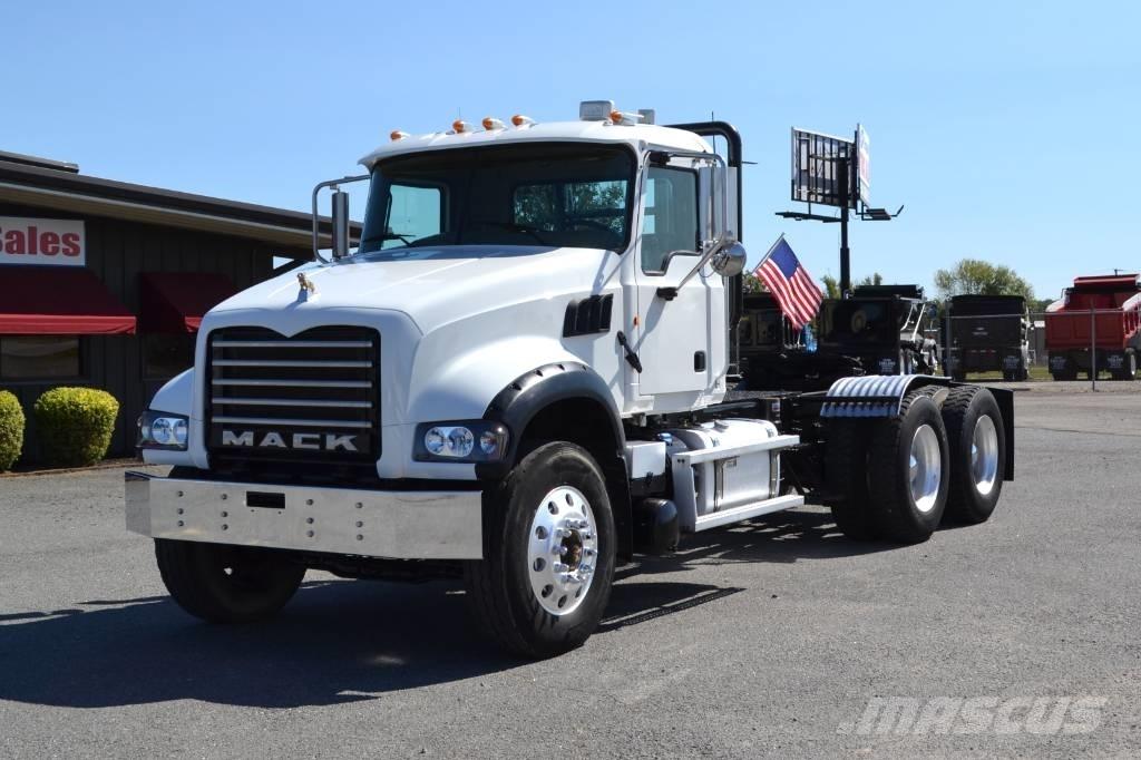 Mack Granite GU 713 Vilcēji