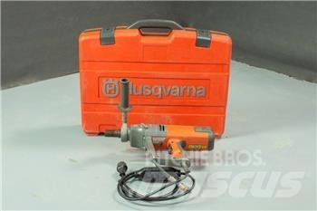 Husqvarna DM230 Cits urbšanas aprīkojums