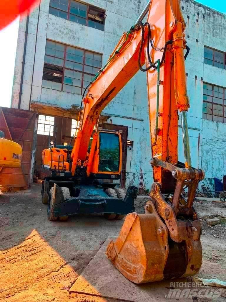 Hyundai R210W-9T Kāpurķēžu ekskavatori