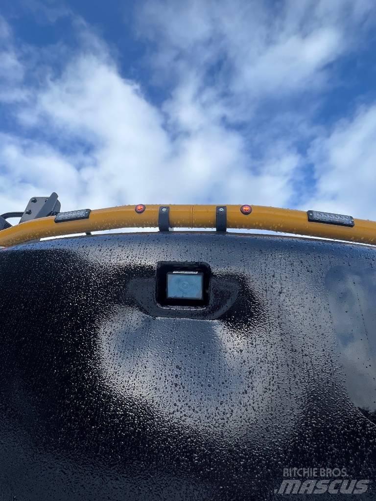 Liebherr R926compact Kāpurķēžu ekskavatori