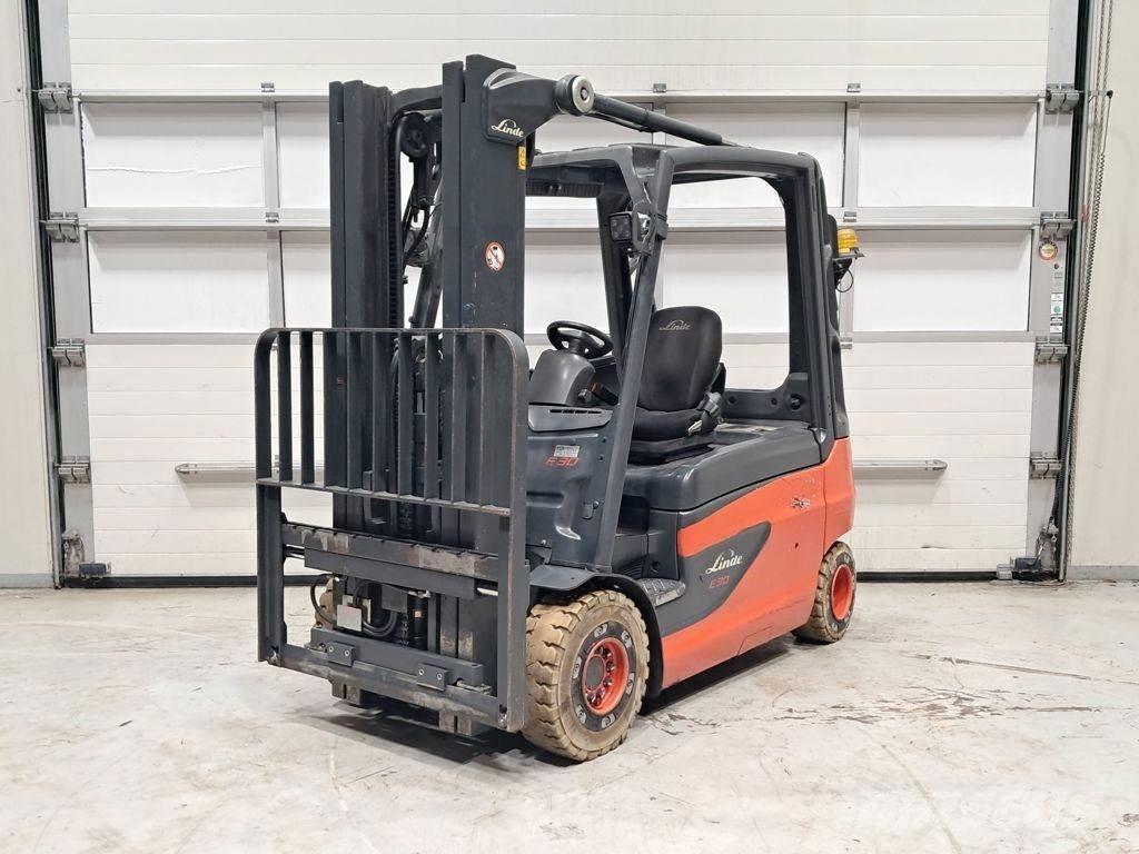 Linde E30L-01 Elektriskie iekrāvēji