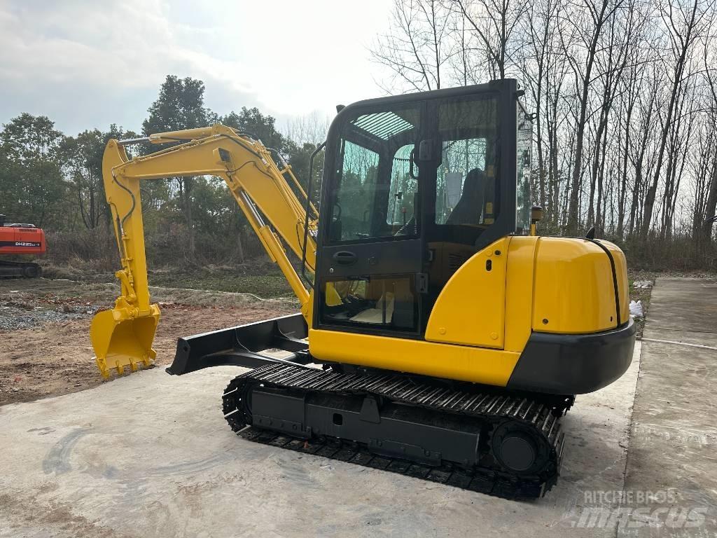 Komatsu PC 56 Kāpurķēžu ekskavatori