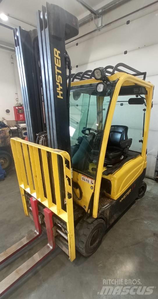 Hyster J 2.0 XN LWB Elektriskie iekrāvēji