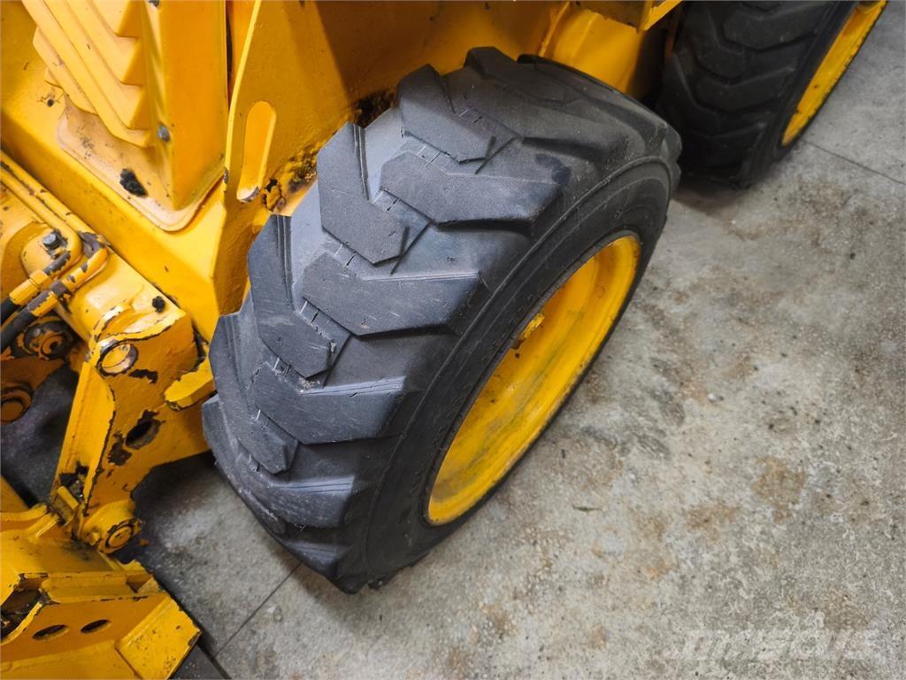 JCB ROBOT 150 Būvniecība- Citi