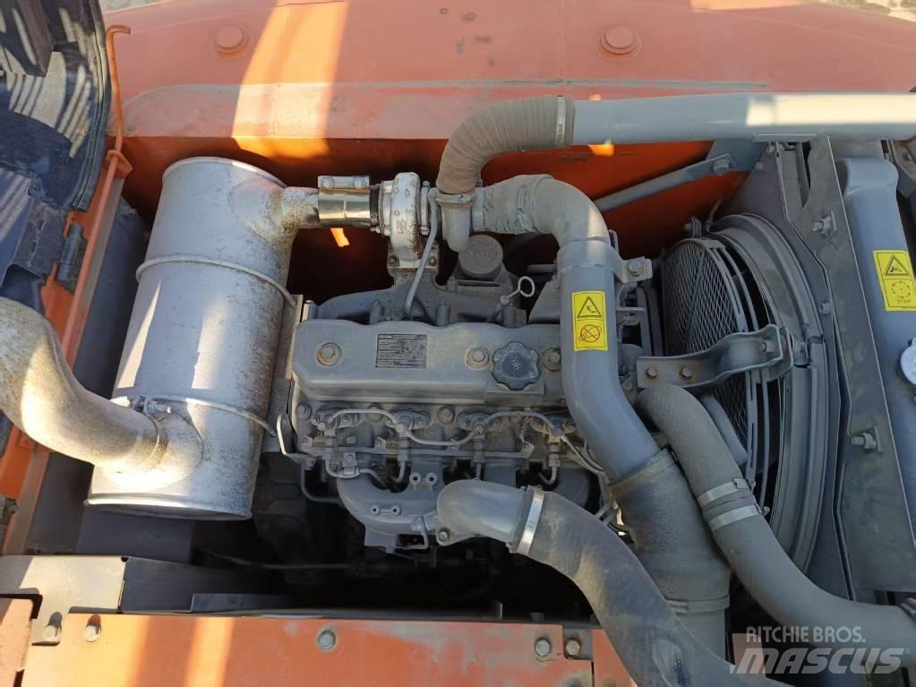 Hitachi ZX 160 Kāpurķēžu ekskavatori
