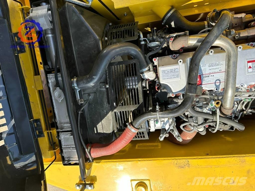 Kobelco SK 200 Kāpurķēžu ekskavatori